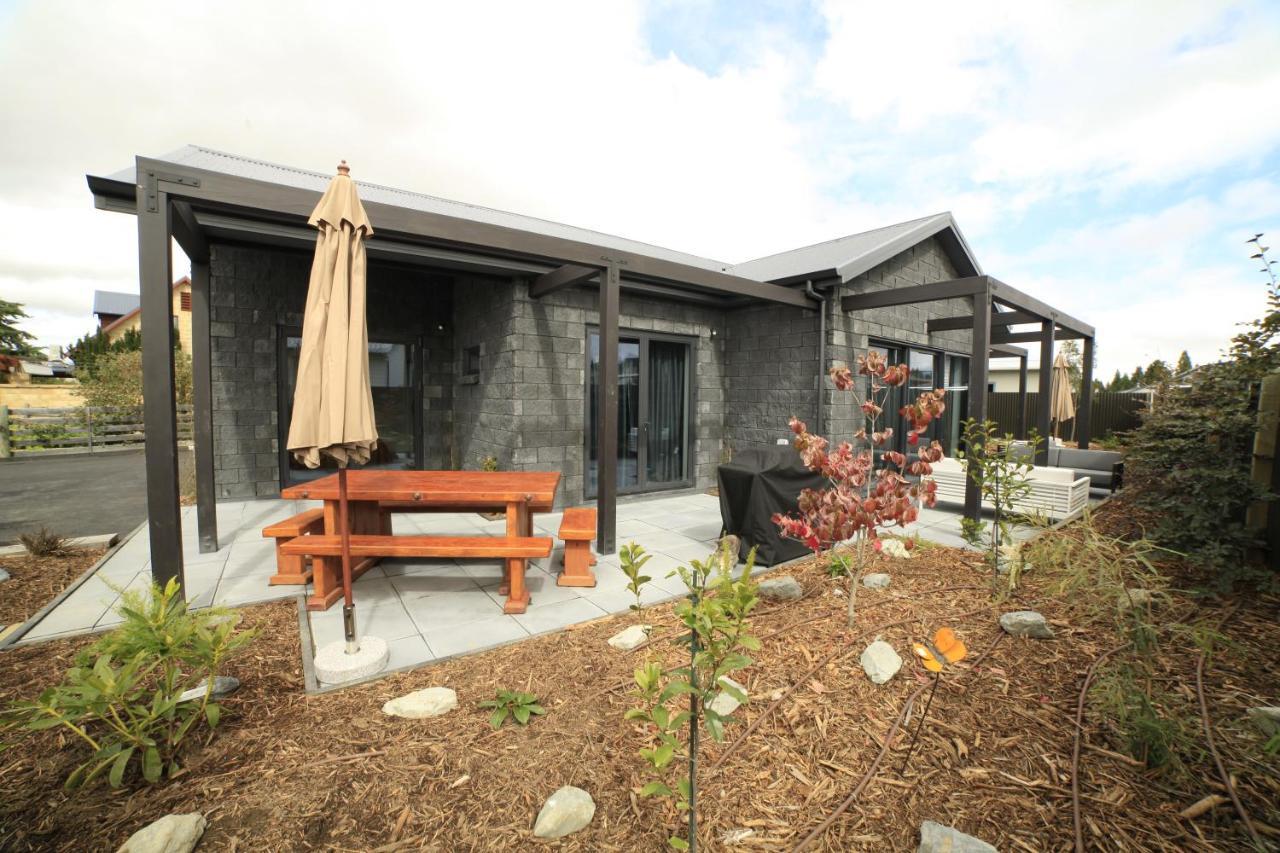 Black Stilt Retreat, Stunning Luxury Property Twizel Eksteriør billede