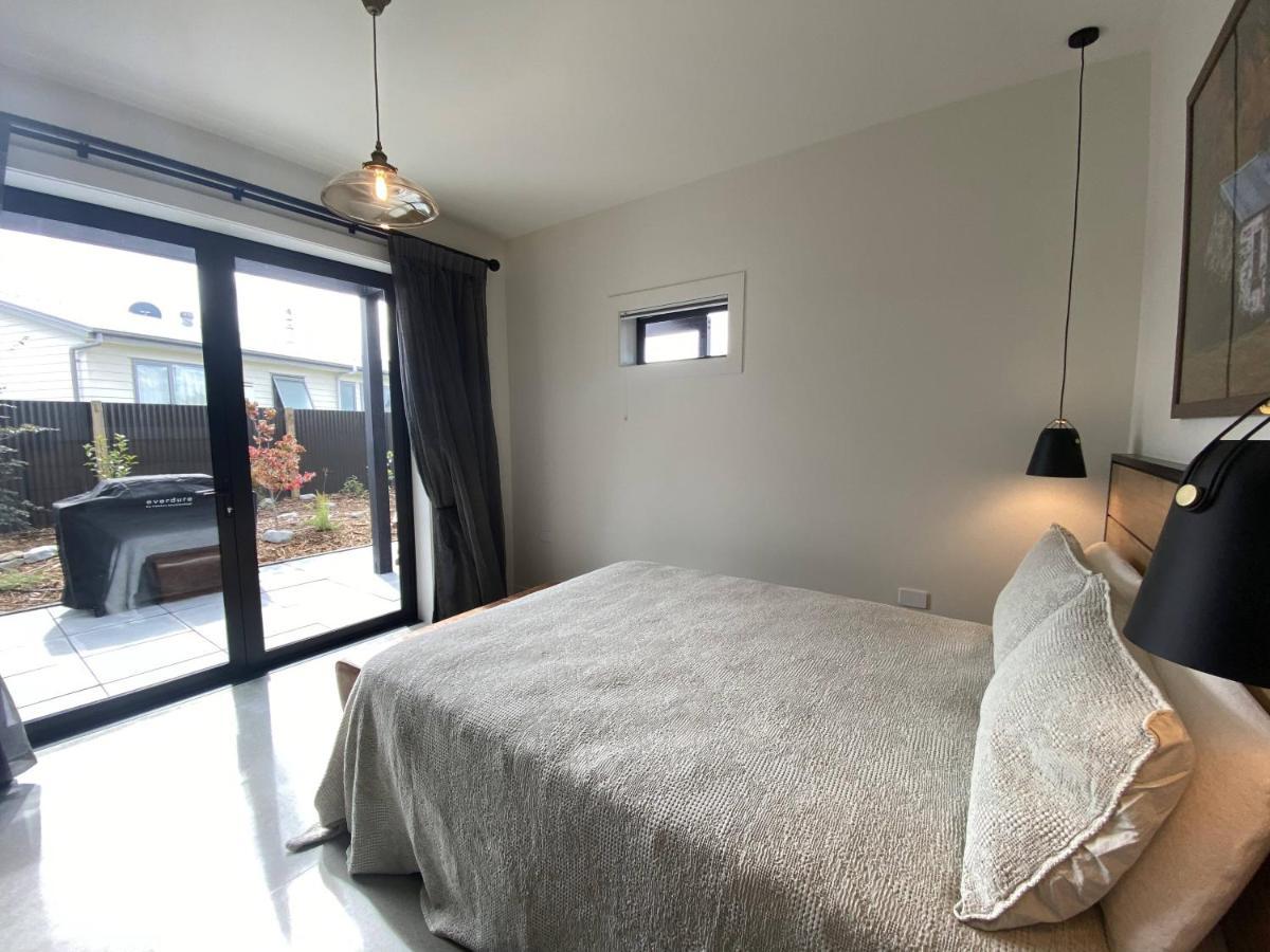 Black Stilt Retreat, Stunning Luxury Property Twizel Eksteriør billede